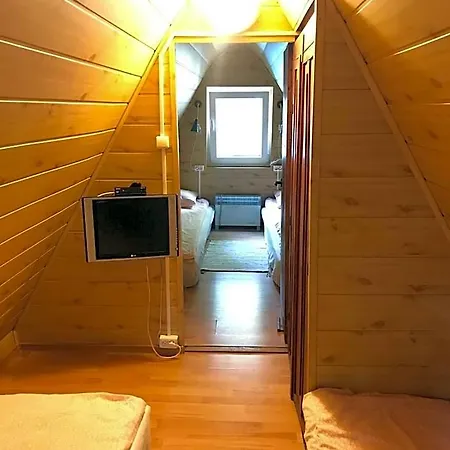 롯지 Letnisko Symsar 6, Drewniany Letniskowy Z Ogrodem Klebowo